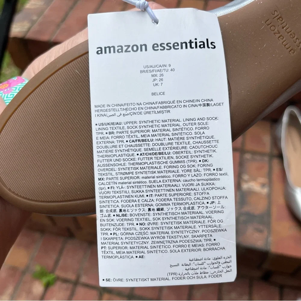 Amazon Essentials Belice Silver Size 9 Ballet Flat